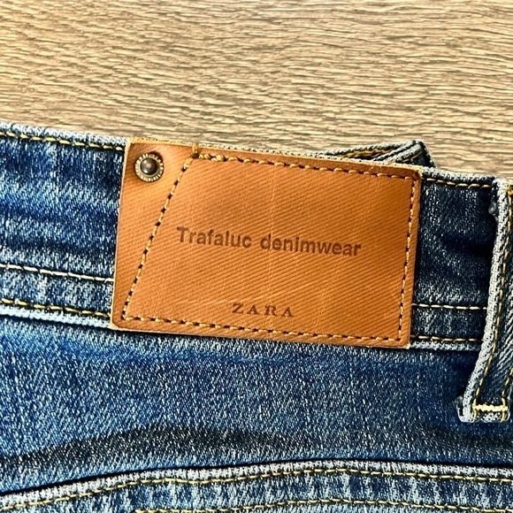 ZARA Trafaluc Denimwear High Rise Ankle Jeans - Picture 4 of 5